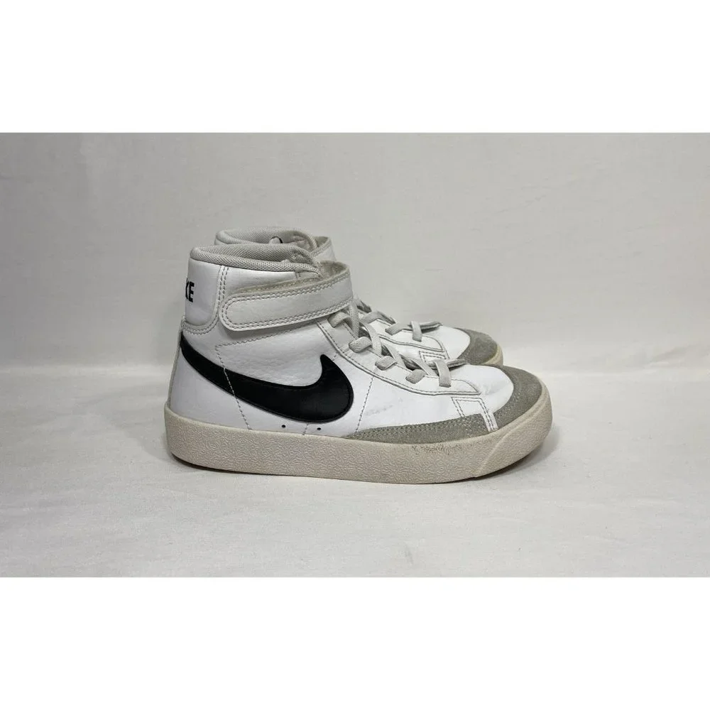 Nike Blazer Mid 77 DA4087-100 White Boys Shoes Sneakers Size 1Y